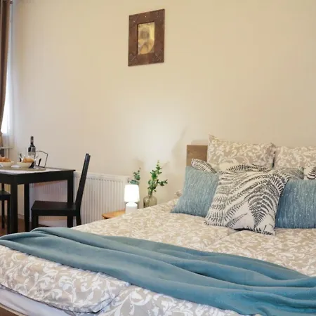 Apartment Palma Szallashely 6a Szazhalombatta